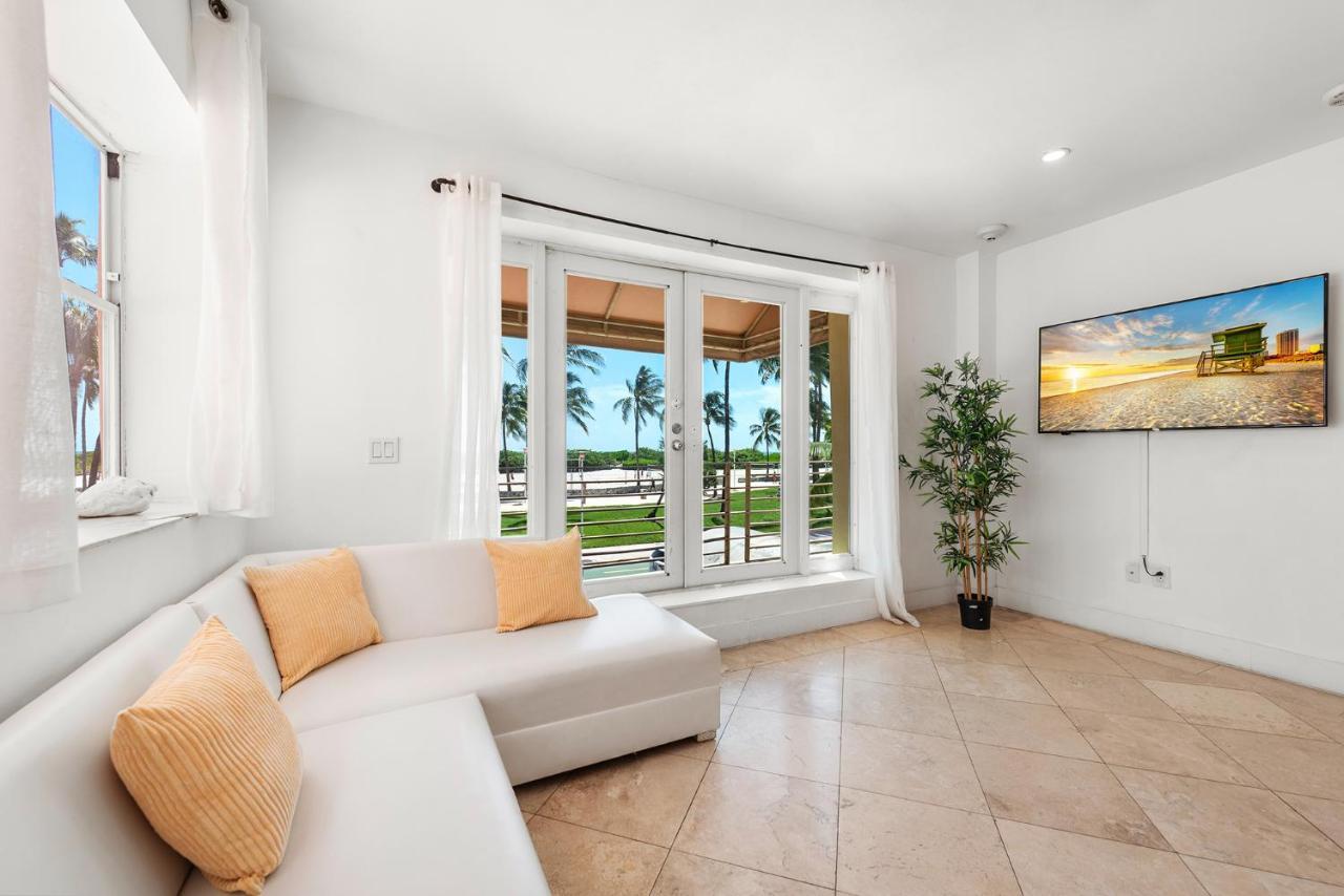 Ocean Drive Apartment Suites In Miami Beach Exterior photo