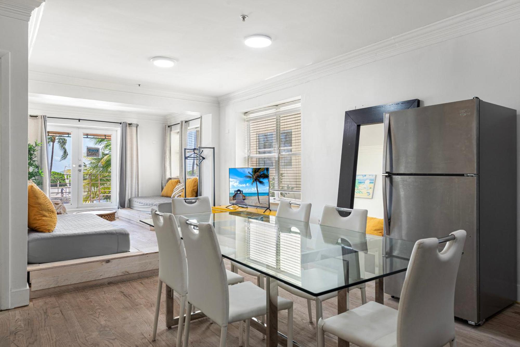 Ocean Drive Apartment Suites In Miami Beach Exterior photo