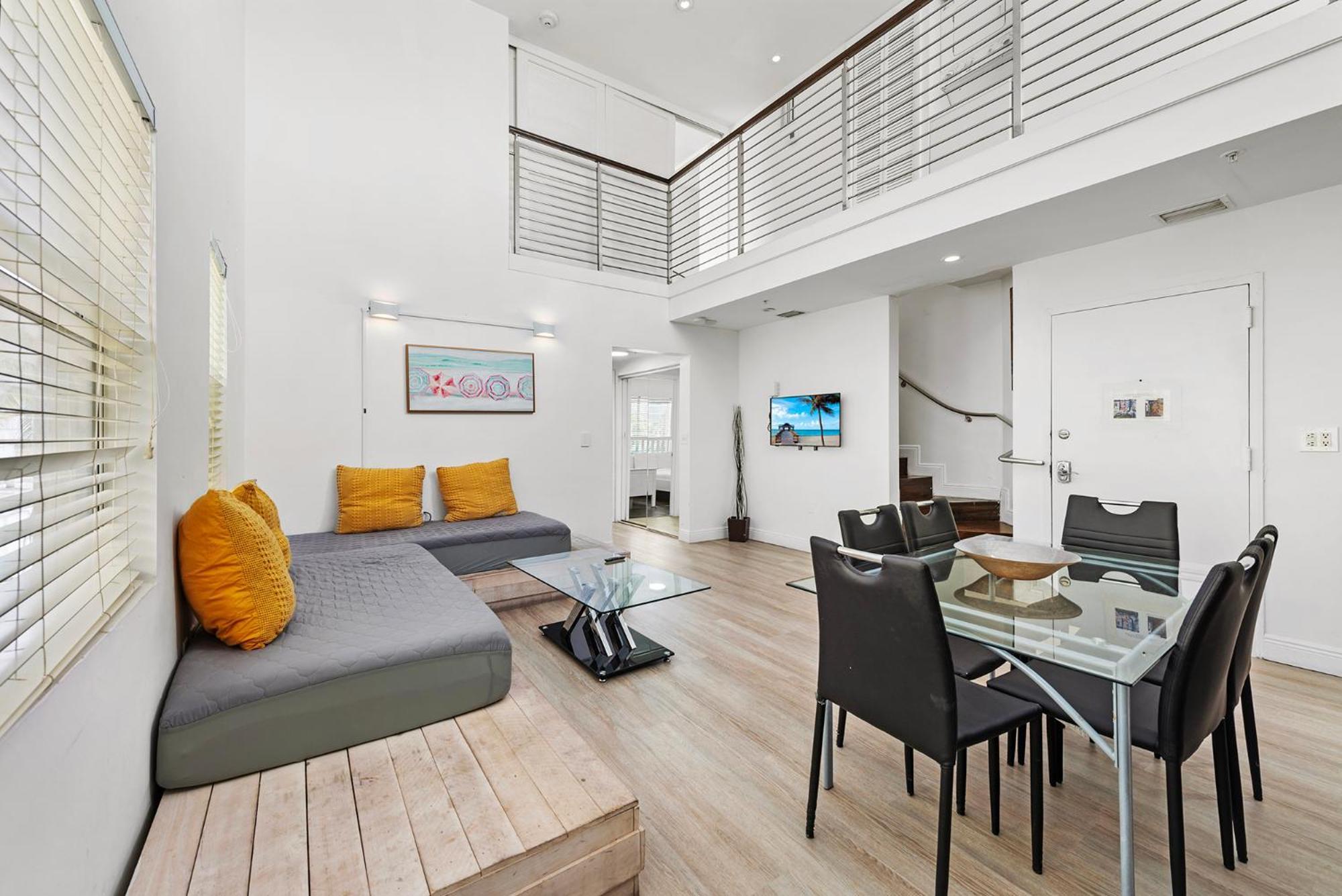 Ocean Drive Apartment Suites In Miami Beach Exterior photo